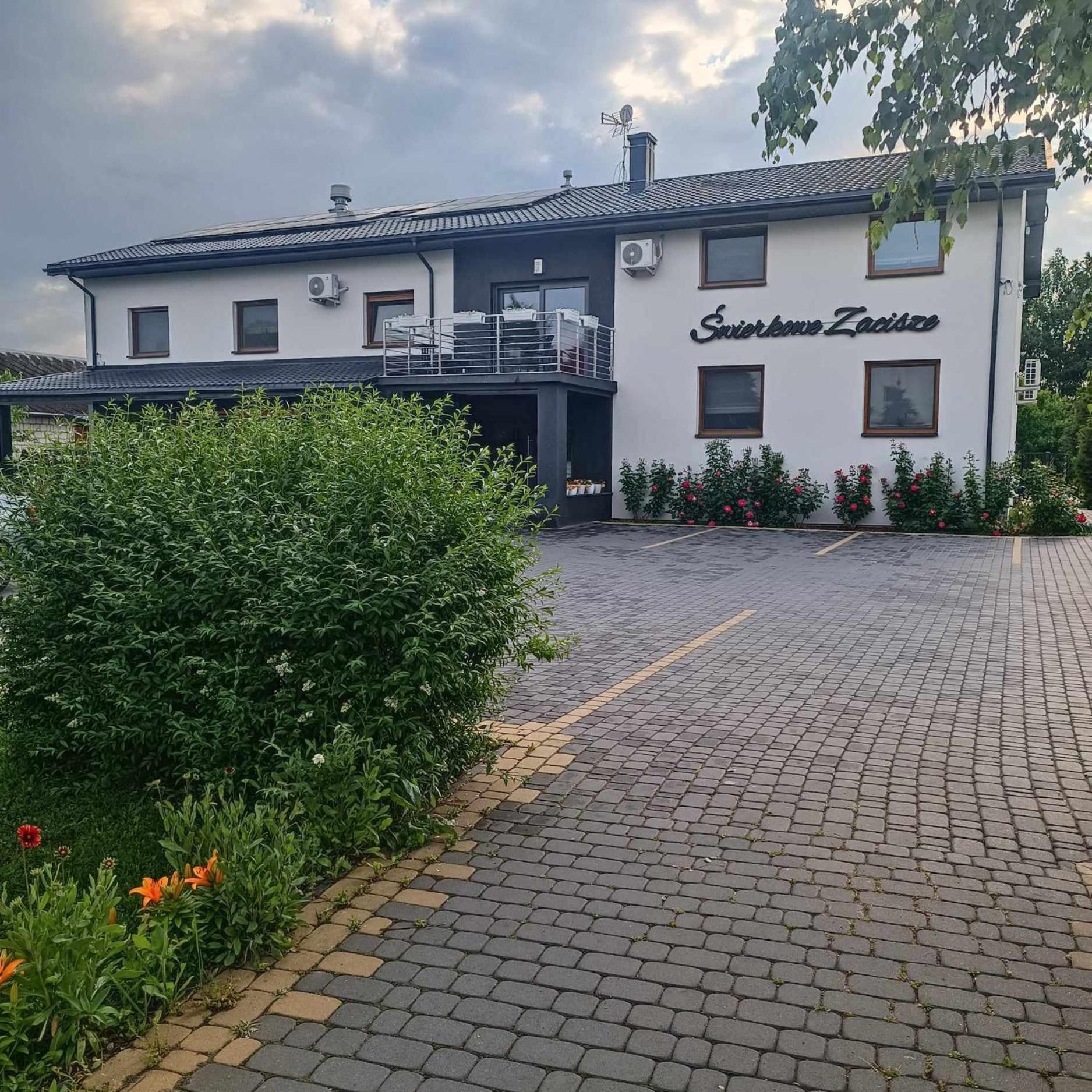 Swierkowe Zacisze Hotel Firlej Luaran gambar